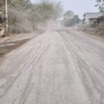 सरसीवां  से सरायपाली मुख्य मार्ग में सड़क निर्माण का कार्य शुरू। सड़क पर पानी का छिड़काव नहीं होने से उड़ते धूल से दमा व श्वास की मरीजों में इजाफा ।